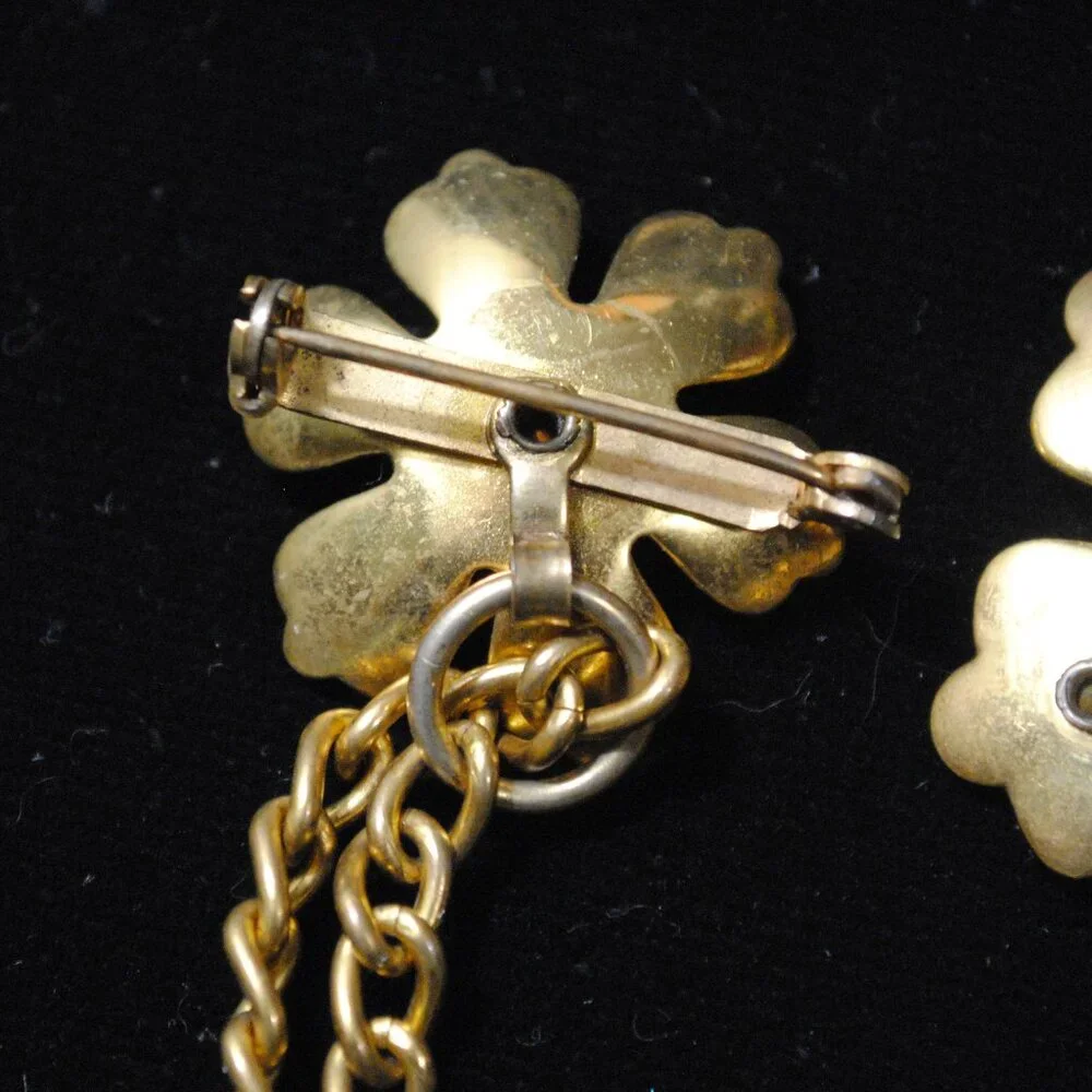 Vintage Chain-linked Gold-tone Flower Collar Brooches / Sweater Guard Rhinestone